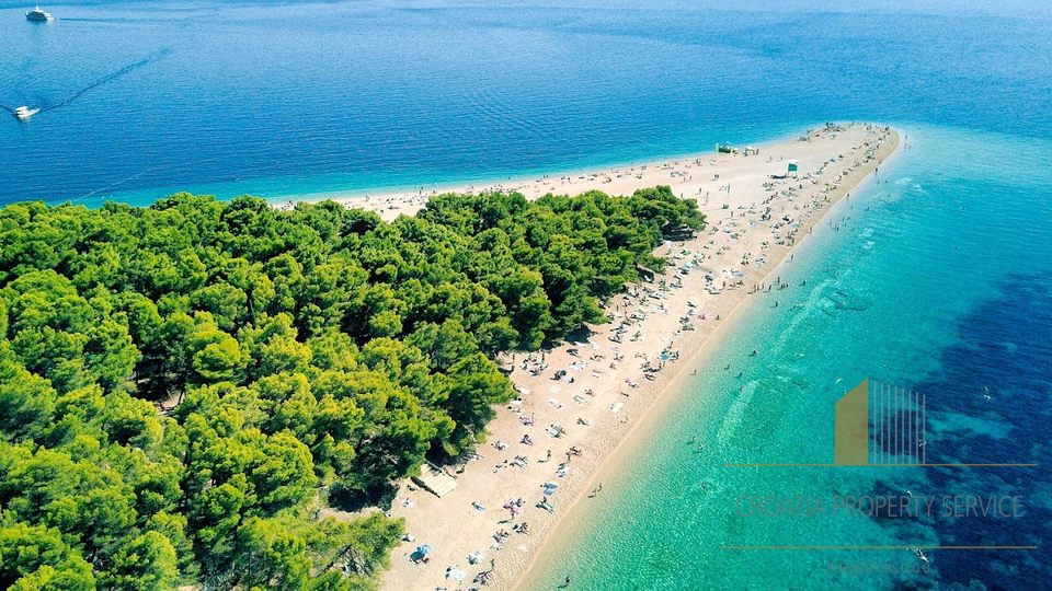 Magnifico hotel termale 4**** nel centro di Bol sull'isola di Brač!