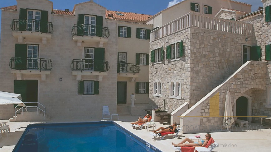 Magnificent 4**** spa hotel in the center of Bol on the island of Brač!