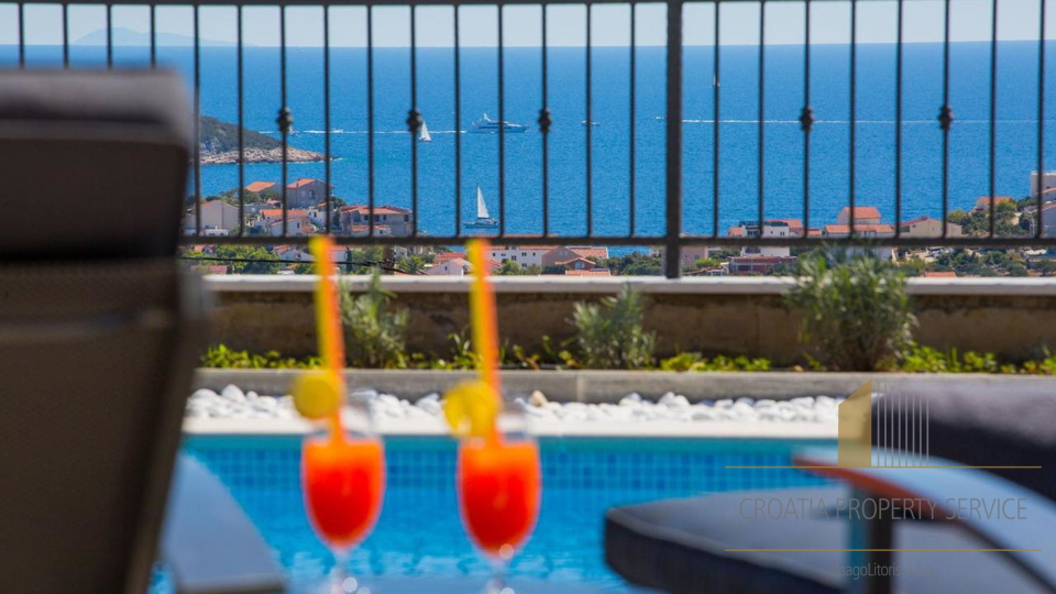 Luxusvilla mit herrlichem Panoramablick auf das Meer in Sevid!