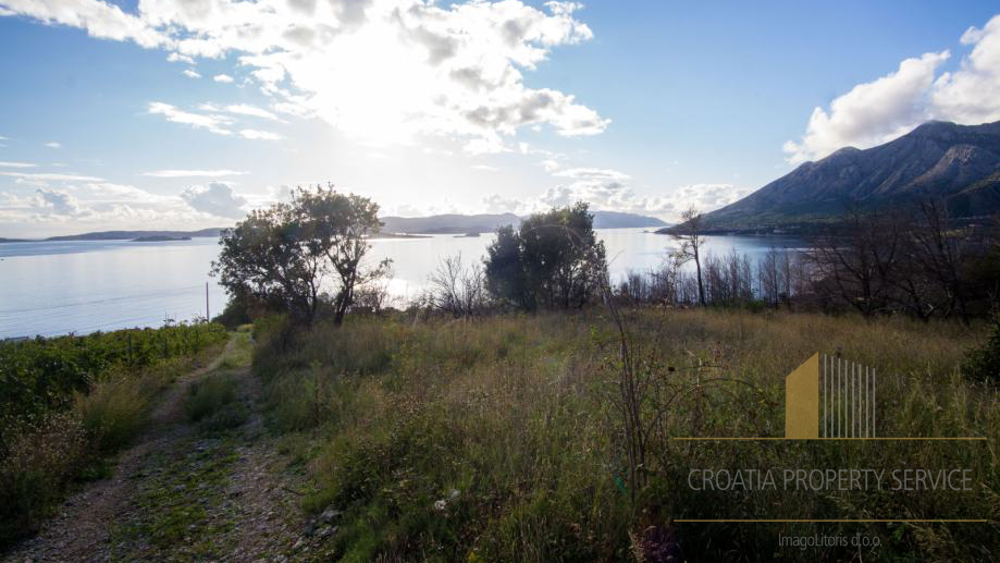 Građevinsko i poljoprivredno zemljište na vrhunskoj lokaciji - Pelješac!