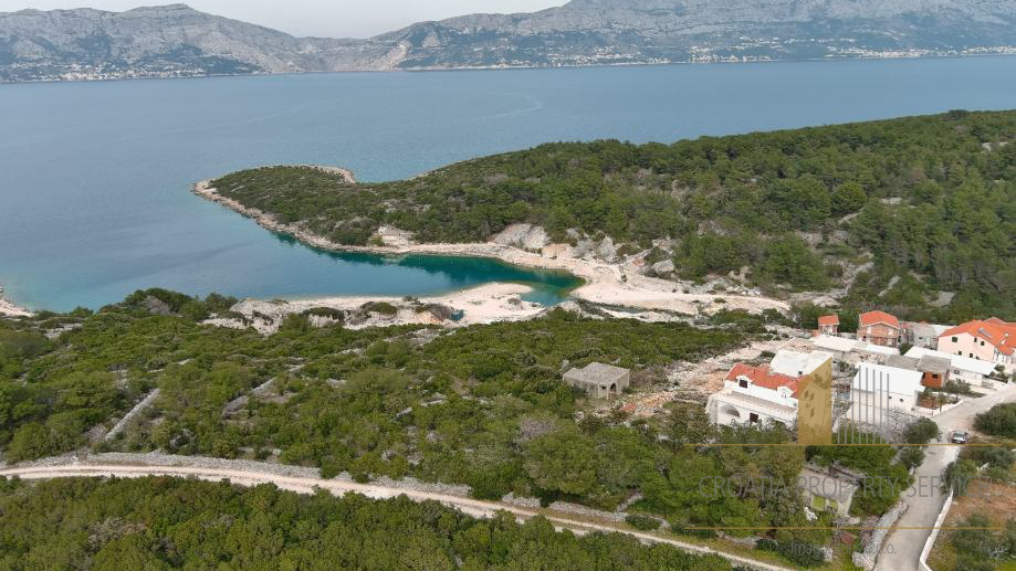 Baugrundstück mit Meerblick auf der Insel Brač!