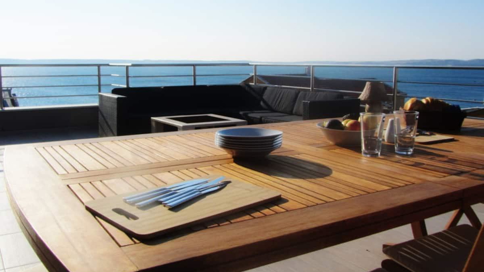 &Dcy;&vcy;&ucy;&khcy;&ecy;&tcy;&acy;&zhcy;&ncy;&acy;&yacy; &kcy;&vcy;&acy;&rcy;&tcy;&icy;&rcy;&acy; &vcy; 80 &mcy;&iecy;&tcy;&rcy;&acy;&khcy; &ocy;&tcy; &pcy;&rcy;&iecy;&kcy;&rcy;&acy;&scy;&ncy;&ocy;&gcy;&ocy; &pcy;&lcy;&yacy;&zhcy;&acy; &vcy; &ocy;&kcy;&rcy;&iecy;&scy;&tcy;&ncy;&ocy;&scy;&tcy;&yacy;&khcy; &Zcy;&acy;&dcy;&acy;&rcy;&acy;&comma; &pcy;&rcy;&ocy;&dcy;&acy;&iocy;&tcy;&scy;&yacy;&excl;