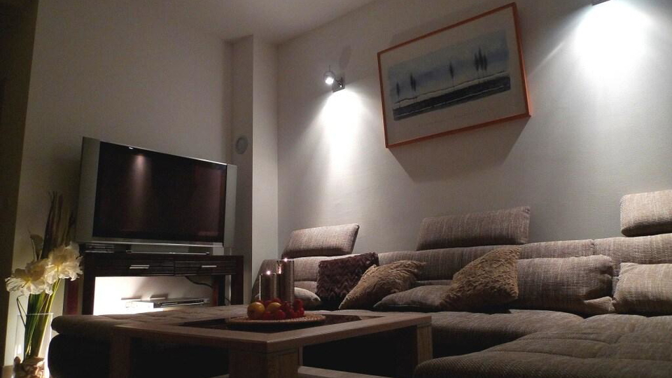 &Dcy;&vcy;&ucy;&khcy;&ecy;&tcy;&acy;&zhcy;&ncy;&acy;&yacy; &kcy;&vcy;&acy;&rcy;&tcy;&icy;&rcy;&acy; &vcy; 80 &mcy;&iecy;&tcy;&rcy;&acy;&khcy; &ocy;&tcy; &pcy;&rcy;&iecy;&kcy;&rcy;&acy;&scy;&ncy;&ocy;&gcy;&ocy; &pcy;&lcy;&yacy;&zhcy;&acy; &vcy; &ocy;&kcy;&rcy;&iecy;&scy;&tcy;&ncy;&ocy;&scy;&tcy;&yacy;&khcy; &Zcy;&acy;&dcy;&acy;&rcy;&acy;&comma; &pcy;&rcy;&ocy;&dcy;&acy;&iocy;&tcy;&scy;&yacy;&excl;