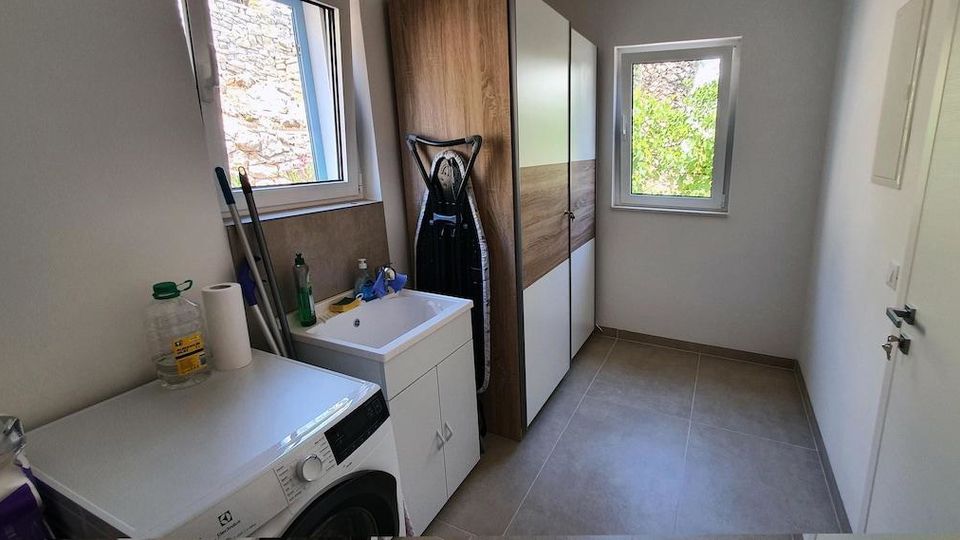 Beautiful villa first row to the sea on the island of Kor&ccaron;ula&comma; for sale&excl;