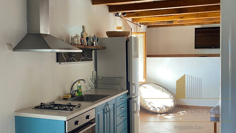 Bellissima casa con vista panoramica sul mare sull'isola di Brač!
