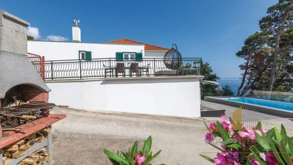 Prekrasna kuća s otvorenim pogledom na more - Brela!
