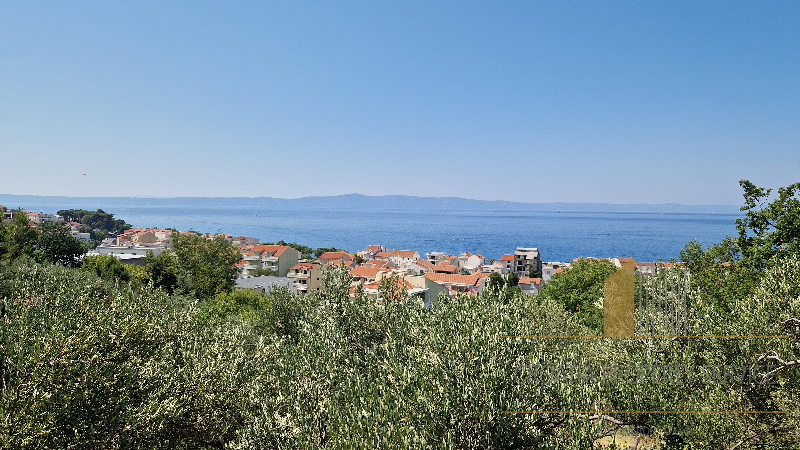 Terreno attraente con vista mare - Tučepi!