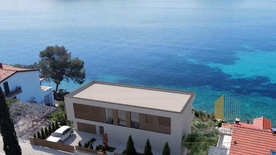 Luxurious villa first line to the sea with a private pier on the island of Korčula!