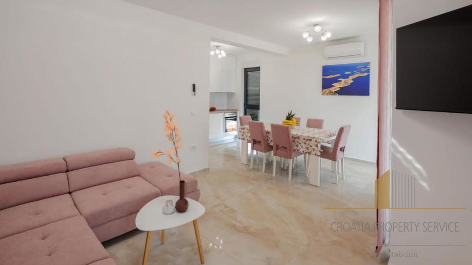 Neue moderne Apartmentvilla mit Meerblick - Sv. Filip Jakov!