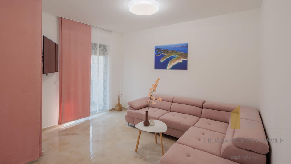 Neue moderne Apartmentvilla mit Meerblick - Sv. Filip Jakov!