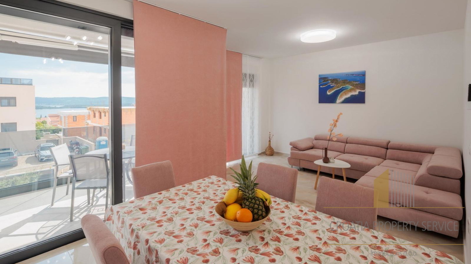 Neue moderne Apartmentvilla mit Meerblick - Sv. Filip Jakov!
