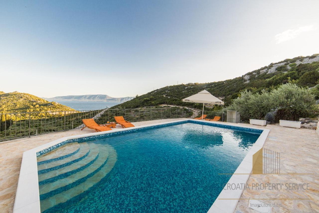 Luksuzni kamping resort s čudovitim razgledom na morje - Baćina!