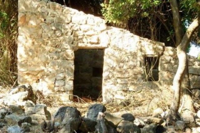 Уникальный остров всего в 500 м от ближайшей материковой гавани в окрестностях Дубровника!