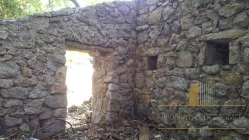 Edinstven otok le 500 m od najbližje kopenske pristanišča v okolici Dubrovnika!