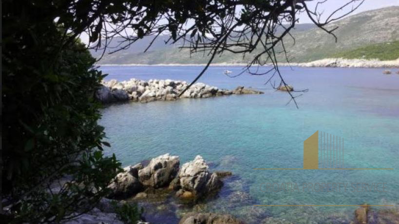 Edinstven otok le 500 m od najbližje kopenske pristanišča v okolici Dubrovnika!