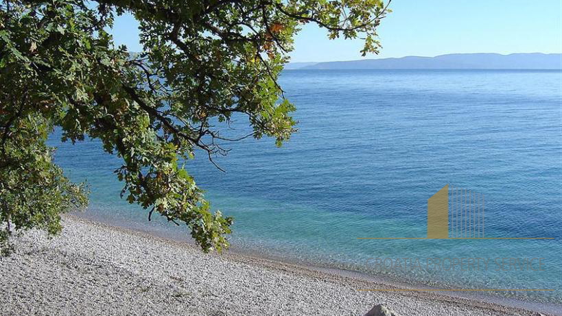 Edinstven otok le 500 m od najbližje kopenske pristanišča v okolici Dubrovnika!
