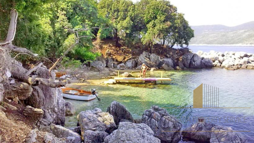 Edinstven otok le 500 m od najbližje kopenske pristanišča v okolici Dubrovnika!