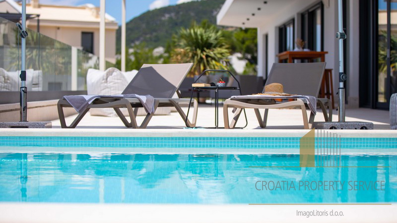 Nuova villa di lusso con piscina e splendida vista sul mare - Makarska!