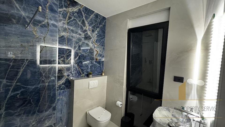 Modern elegant villa with sea view near Zadar!