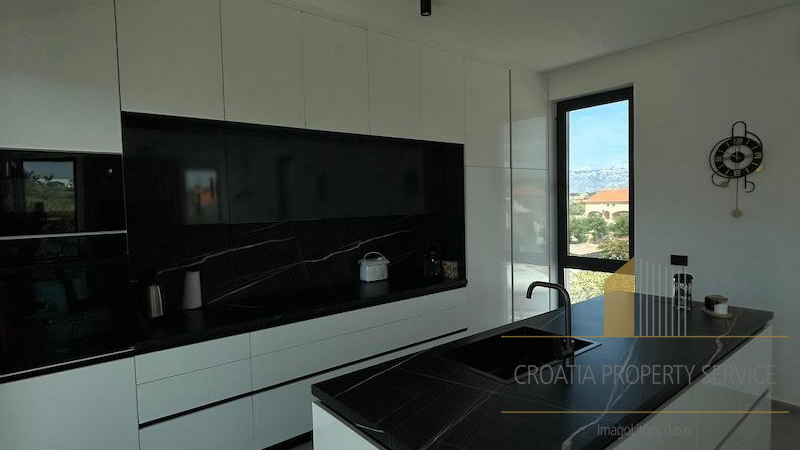 Modern elegant villa with sea view near Zadar!