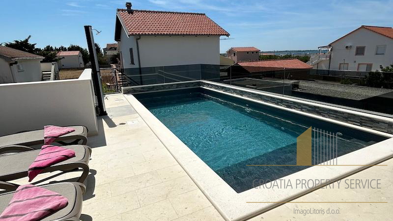 Modern elegant villa with sea view near Zadar!