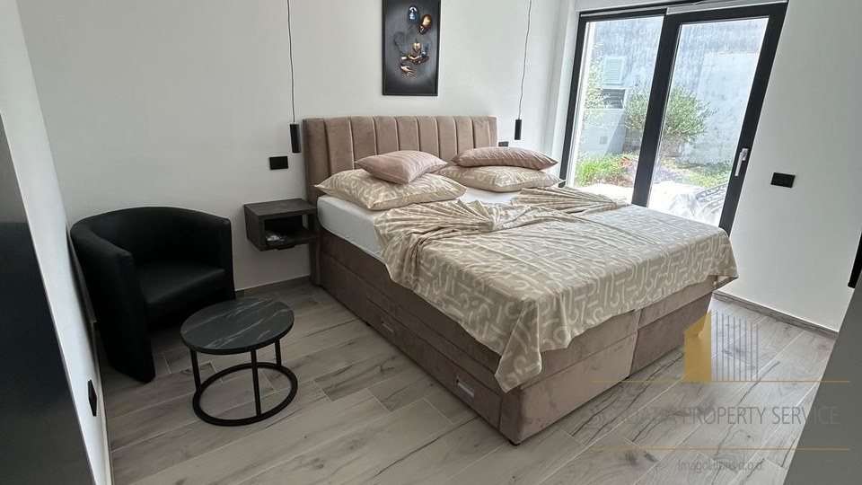 Modern elegant villa with sea view near Zadar!