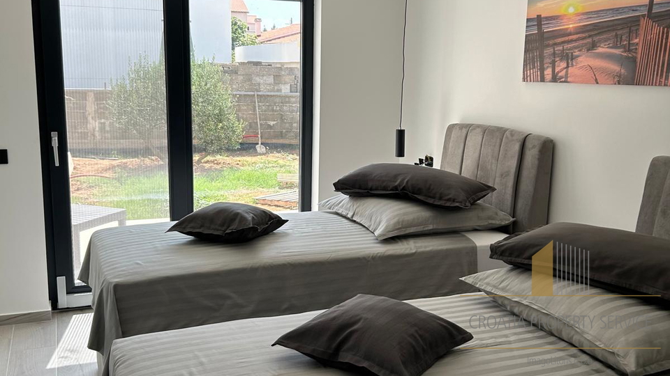 Modern elegant villa with sea view near Zadar!