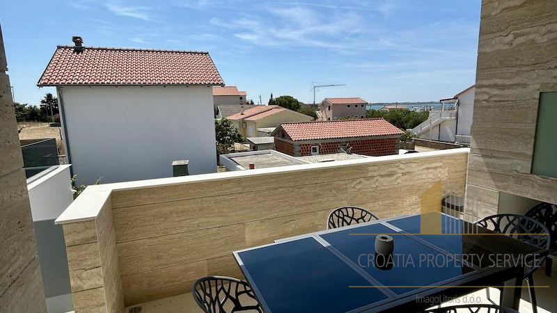 Modern elegant villa with sea view near Zadar!