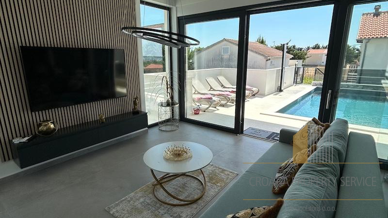 Modern elegant villa with sea view near Zadar!