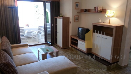 Čudovita apartmajska vila  ob morju v Primoštenu!