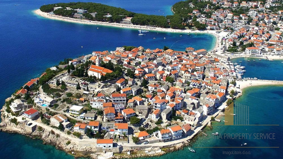Čudovita apartmajska vila  ob morju v Primoštenu!