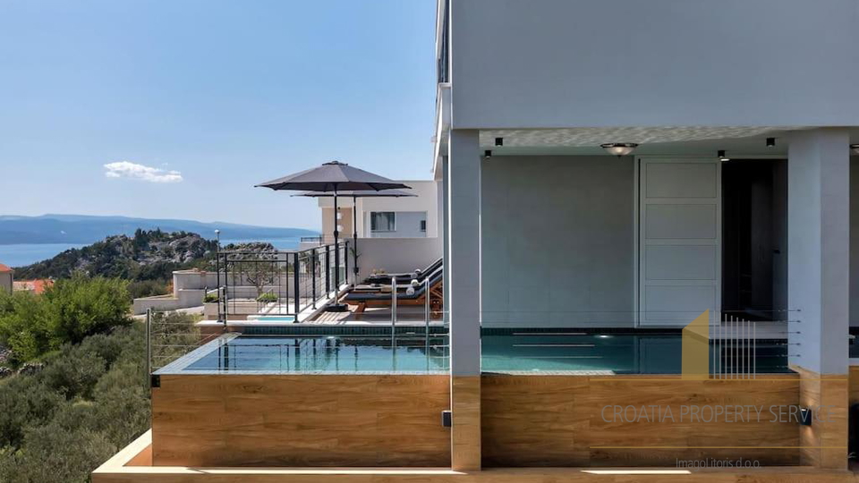 Una villa di lusso unica con vista panoramica sul mare - Makarska!