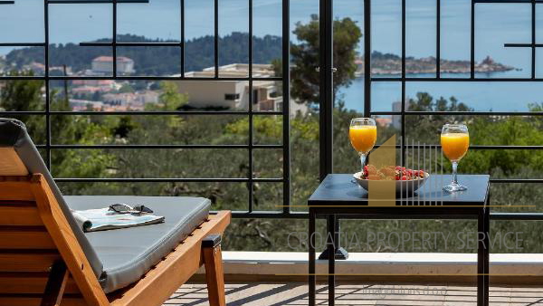 Una villa di lusso unica con vista panoramica sul mare - Makarska!