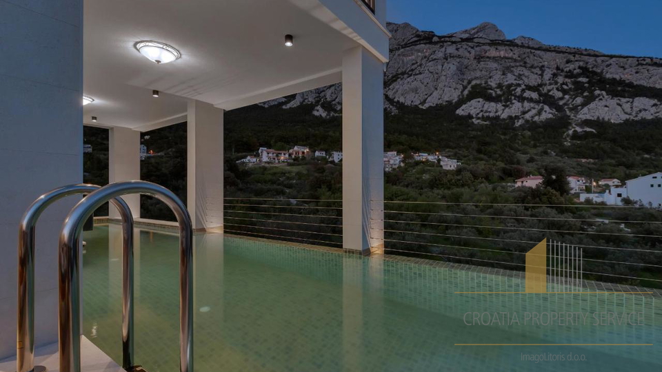 Una villa di lusso unica con vista panoramica sul mare - Makarska!