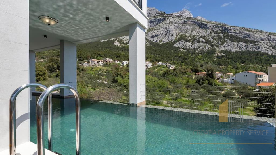 Una villa di lusso unica con vista panoramica sul mare - Makarska!