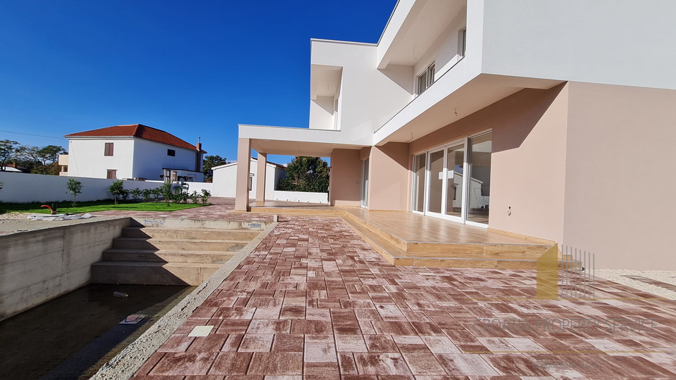 Elegantna vila s bazenom - Zaton, Nin!