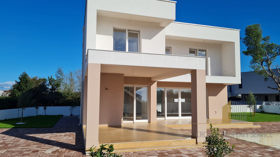 Elegantna vila s bazenom - Zaton, Nin!