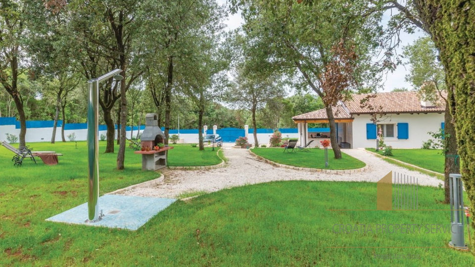 Predivna kuća na atraktivnoj lokaciji lokaciji 50 m od mora - Rovinj!