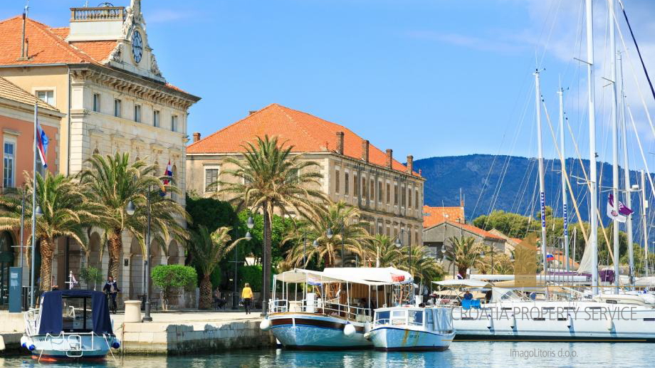 Attractive building plot - Star Grad, island of Hvar!