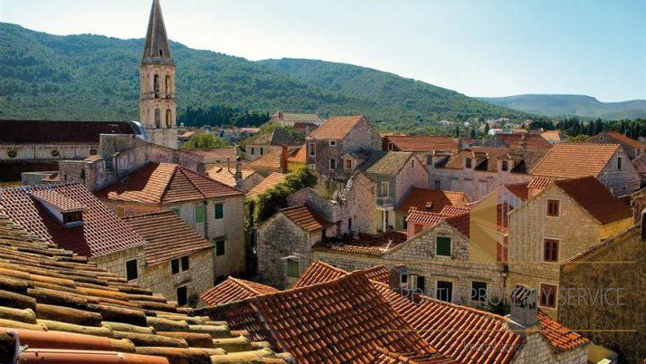 Attractive building plot - Star Grad, island of Hvar!