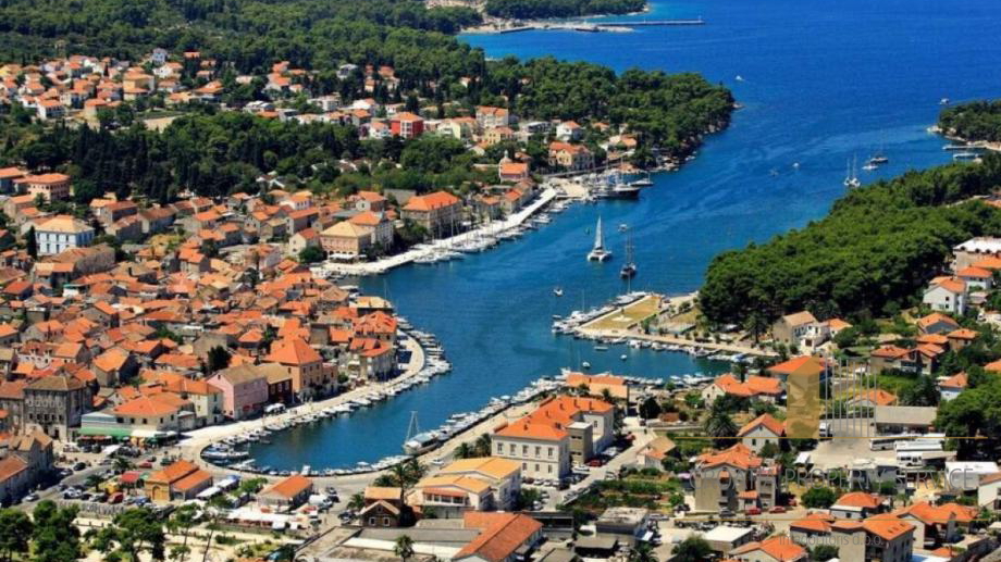 Attractive building plot - Star Grad, island of Hvar!