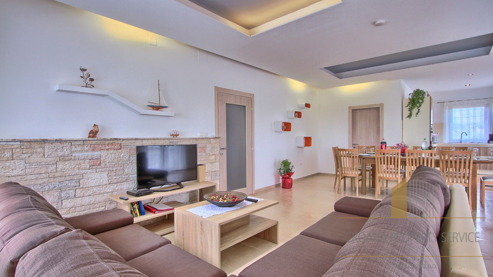 Prekrasna vila s bazenom u središnjoj Istri - Štokovci!
