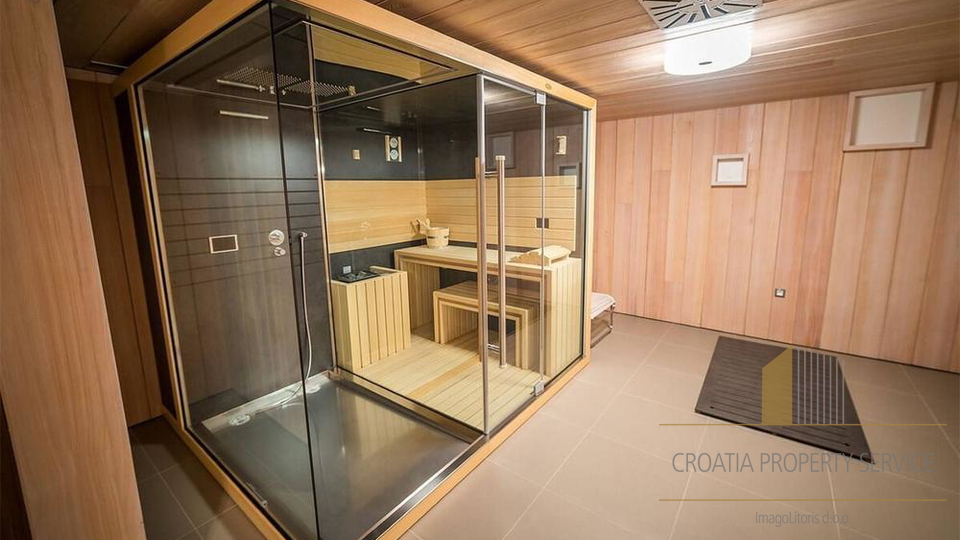 Villa di lusso con design premiato in prima linea sul mare - isola di Brač!