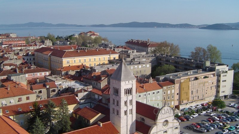 Predivna apartmanska vila 50 m od mora i plaže u Zadru!