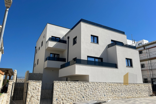 Zweizimmerwohnung mit Garten in moderner Neubauwohnung 250 m vom Strand auf der Insel Pag!