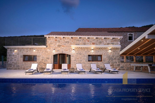 Wunderschöne Steinvilla mit Pool in Dol auf der Insel Hvar!