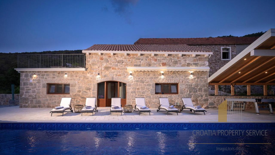 Wunderschöne Steinvilla mit Pool in Dol auf der Insel Hvar!