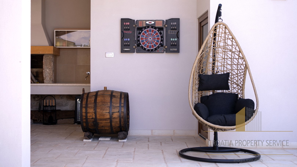 Wunderschöne Steinvilla mit Pool in Dol auf der Insel Hvar!