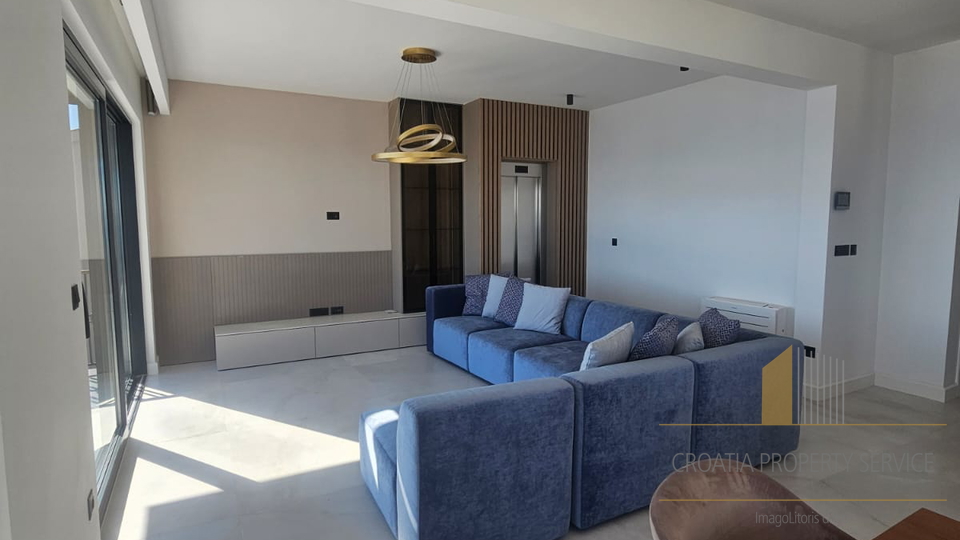 Casa, 225 m2, Vendita, Trogir - Čiovo
