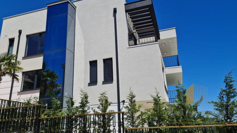 Casa, 225 m2, Vendita, Trogir - Čiovo